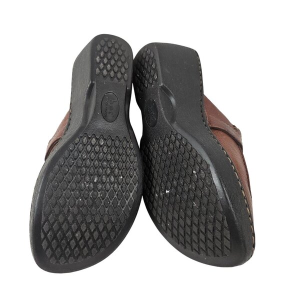 Born B O C Clogs Womens Size 7M Brown Leather Slip On Comfort Mules Shoes - Picture 9 of 10